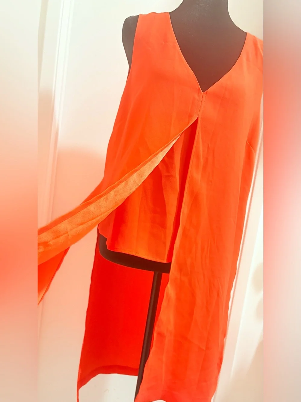 BCBGMaxAzria Bright Orange V-Neck Sleeveless Tunic - Picture 7 of 10